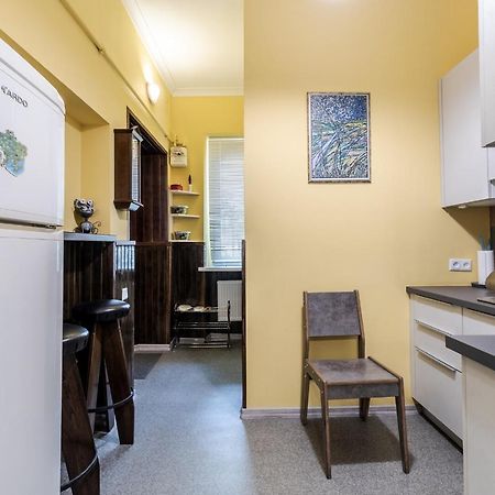Modern Chaikovskogo Apartment Lviv Dış mekan fotoğraf