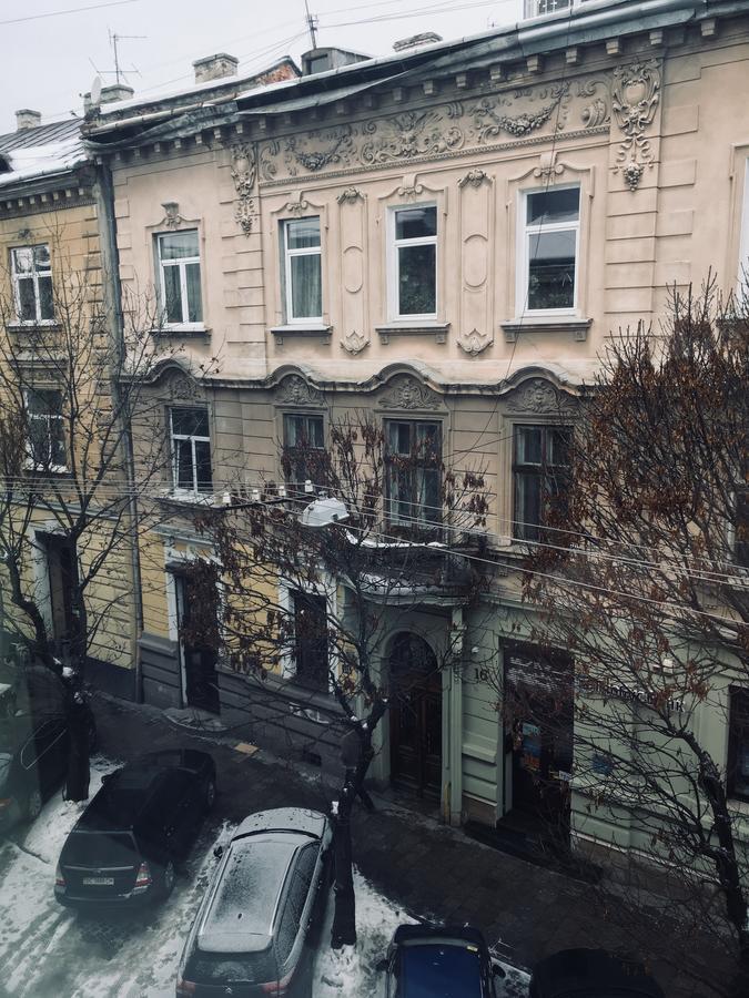 Modern Chaikovskogo Apartment Lviv Dış mekan fotoğraf