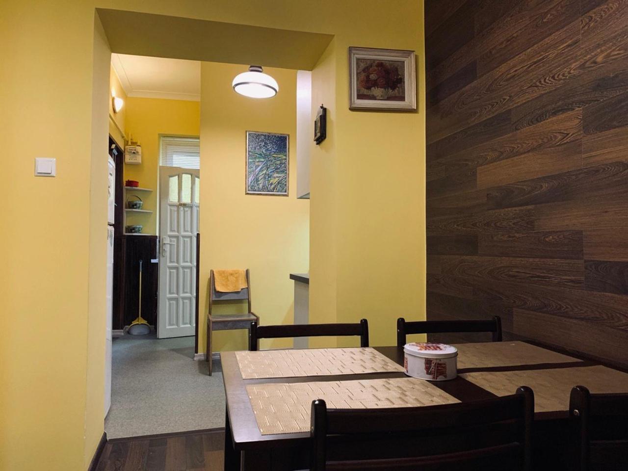 Modern Chaikovskogo Apartment Lviv Dış mekan fotoğraf