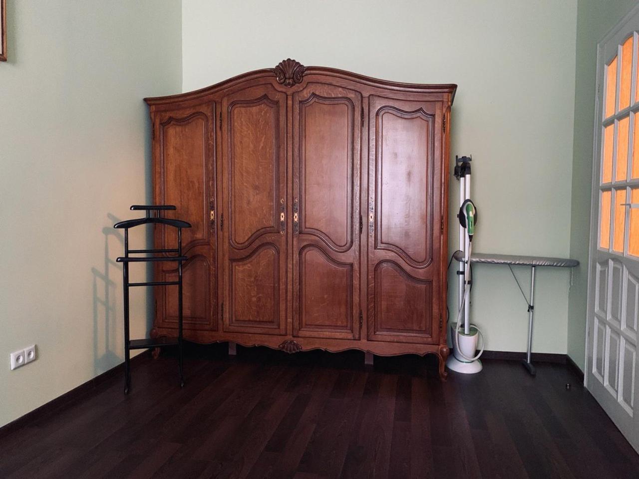 Modern Chaikovskogo Apartment Lviv Dış mekan fotoğraf