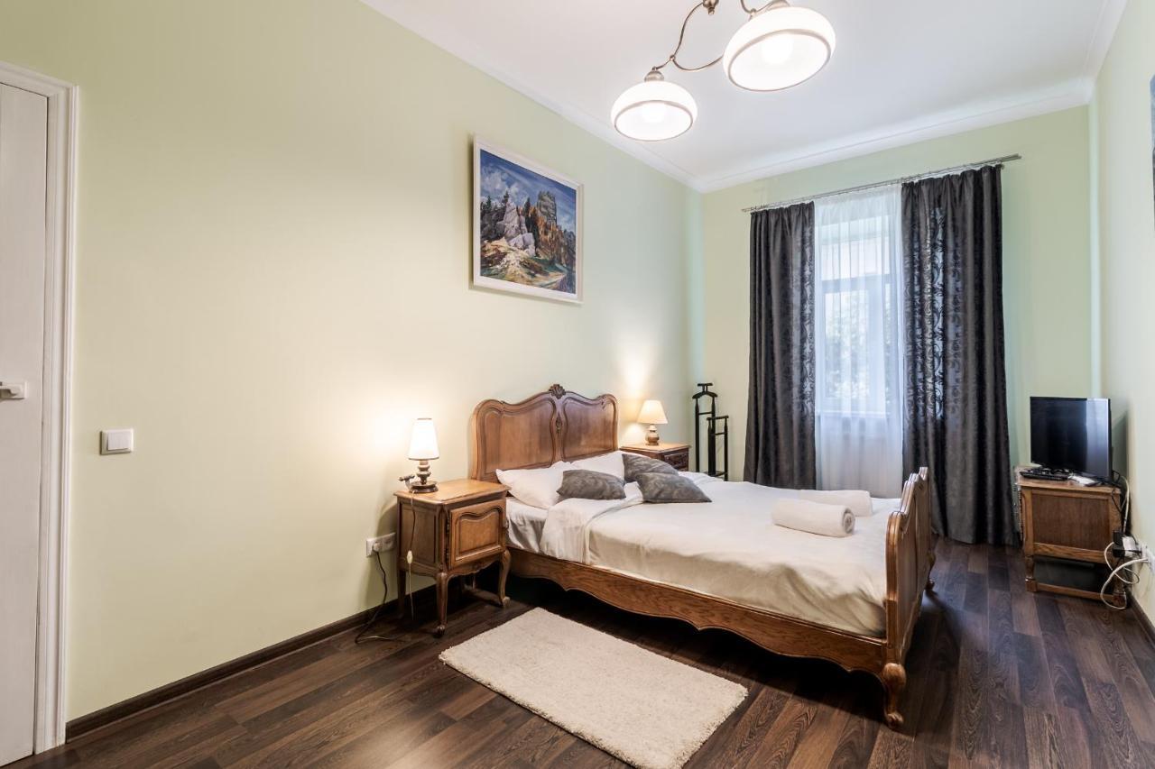 Modern Chaikovskogo Apartment Lviv Dış mekan fotoğraf