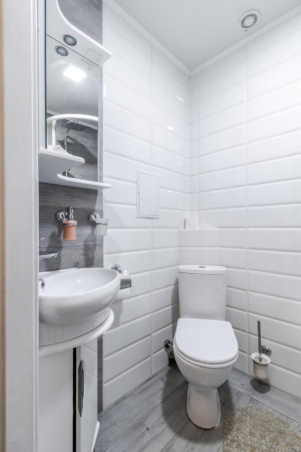 Modern Chaikovskogo Apartment Lviv Dış mekan fotoğraf