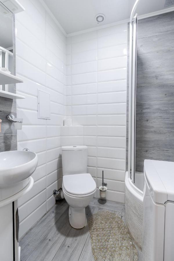 Modern Chaikovskogo Apartment Lviv Dış mekan fotoğraf